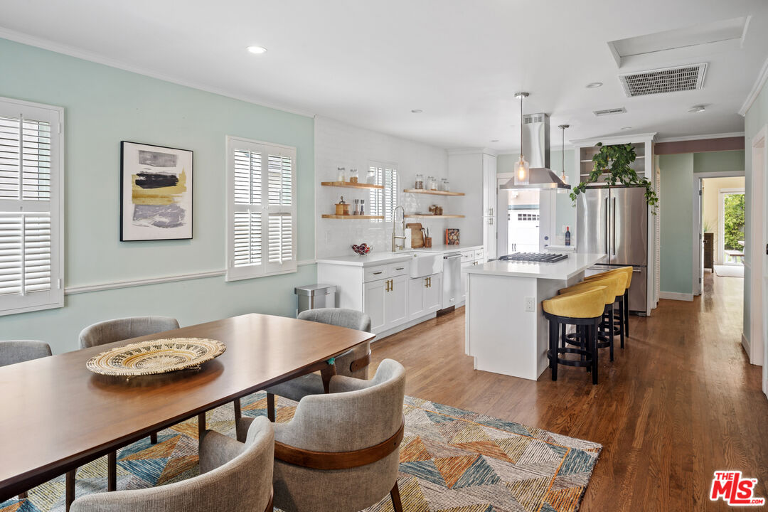 10763 Charnock Road Los Angeles, CA 90034 - Photo 15 of 40 Gallery Image 15