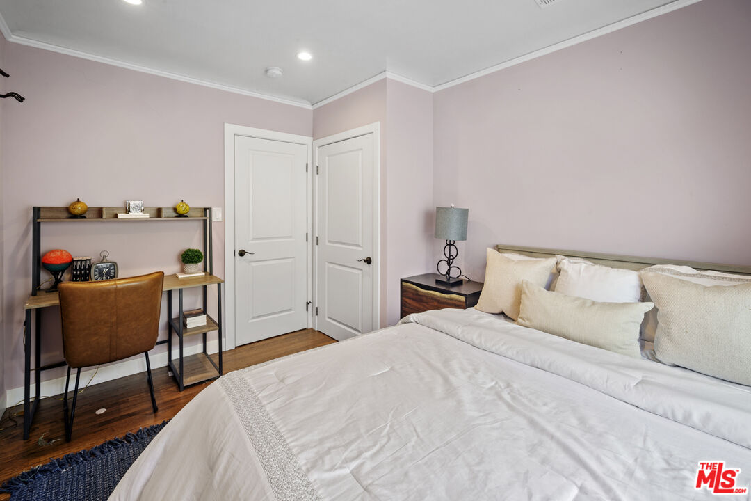 10763 Charnock Road Los Angeles, CA 90034 - Photo 31 of 40 Gallery Image 31