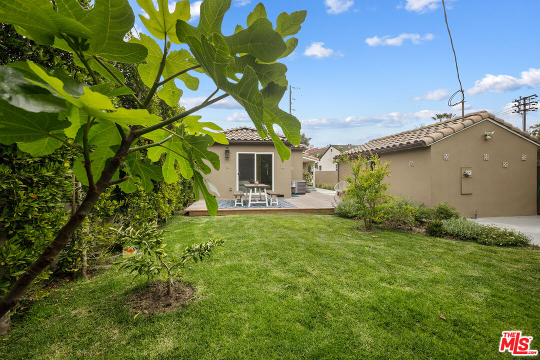 10763 Charnock Road Los Angeles, CA 90034 - Photo 34 of 40 Gallery Image 34