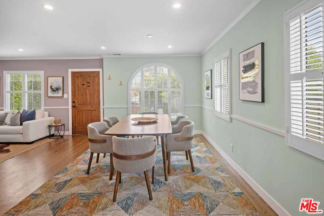 10763 Charnock Road Los Angeles, CA 90034 - Photo 7 of 40 Gallery Image 7