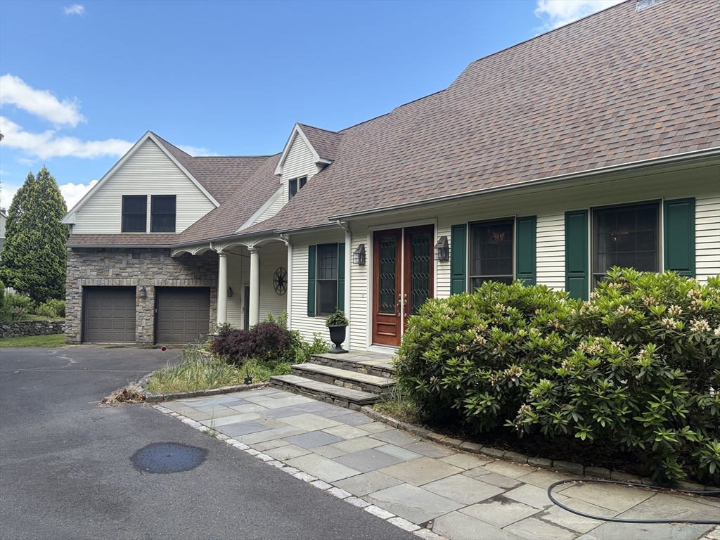 164 Hovey Road Monson, MA 01057 - Photo 3 of 40