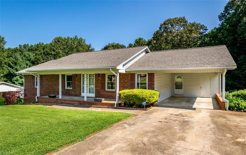 231 Pilotview Loop Madison, NC 27025 - Photo 2 of 29 Gallery Image 2