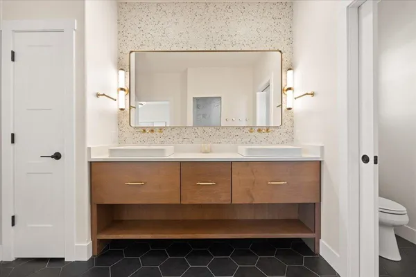 $1,275,000 | 6629 Morning Dew Lane, Sun Prairie, WI 53590