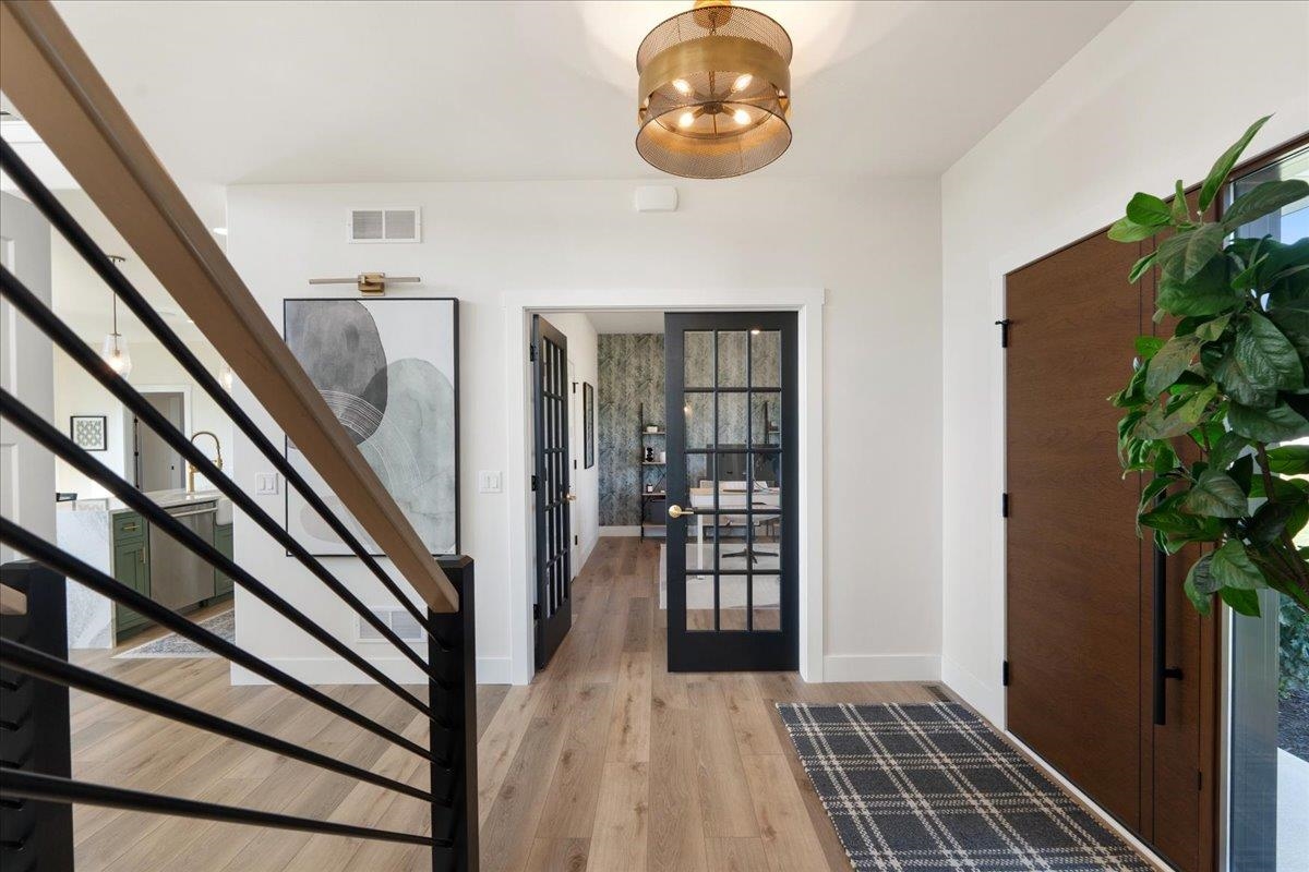 6629 Morning Dew Lane Sun Prairie, WI 53590 - Photo 4 of 81