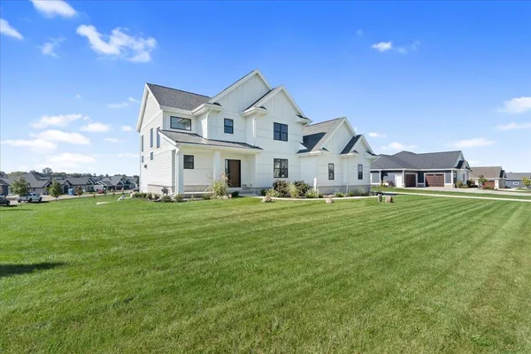 $1,275,000 | 6629 Morning Dew Lane, Sun Prairie, WI 53590