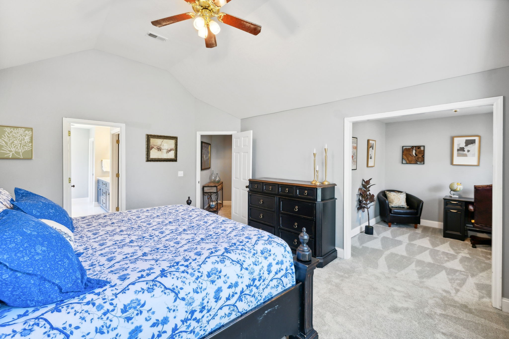 412 Martingale Drive Franklin, TN 37067 - Photo 24 of 56 This space is so versatile. The study could easily be converted into any flex space desired. Even a nursery!