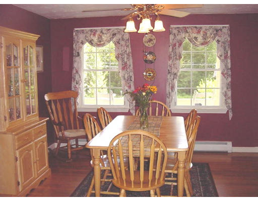 28 Bond Road Charlton, MA 01507 - Photo 7 of 17