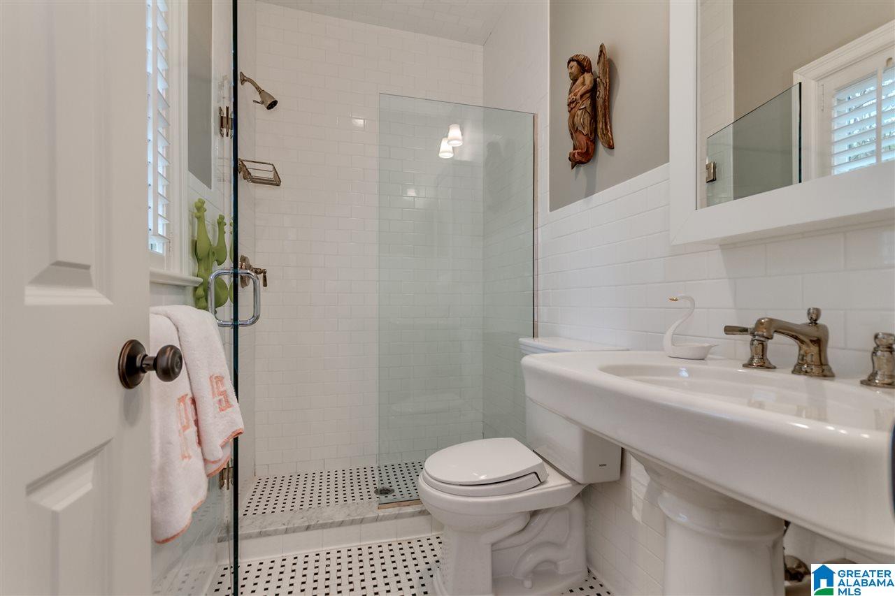 3013 Cambridge Road Birmingham, AL 35223 - Photo 25 of 50