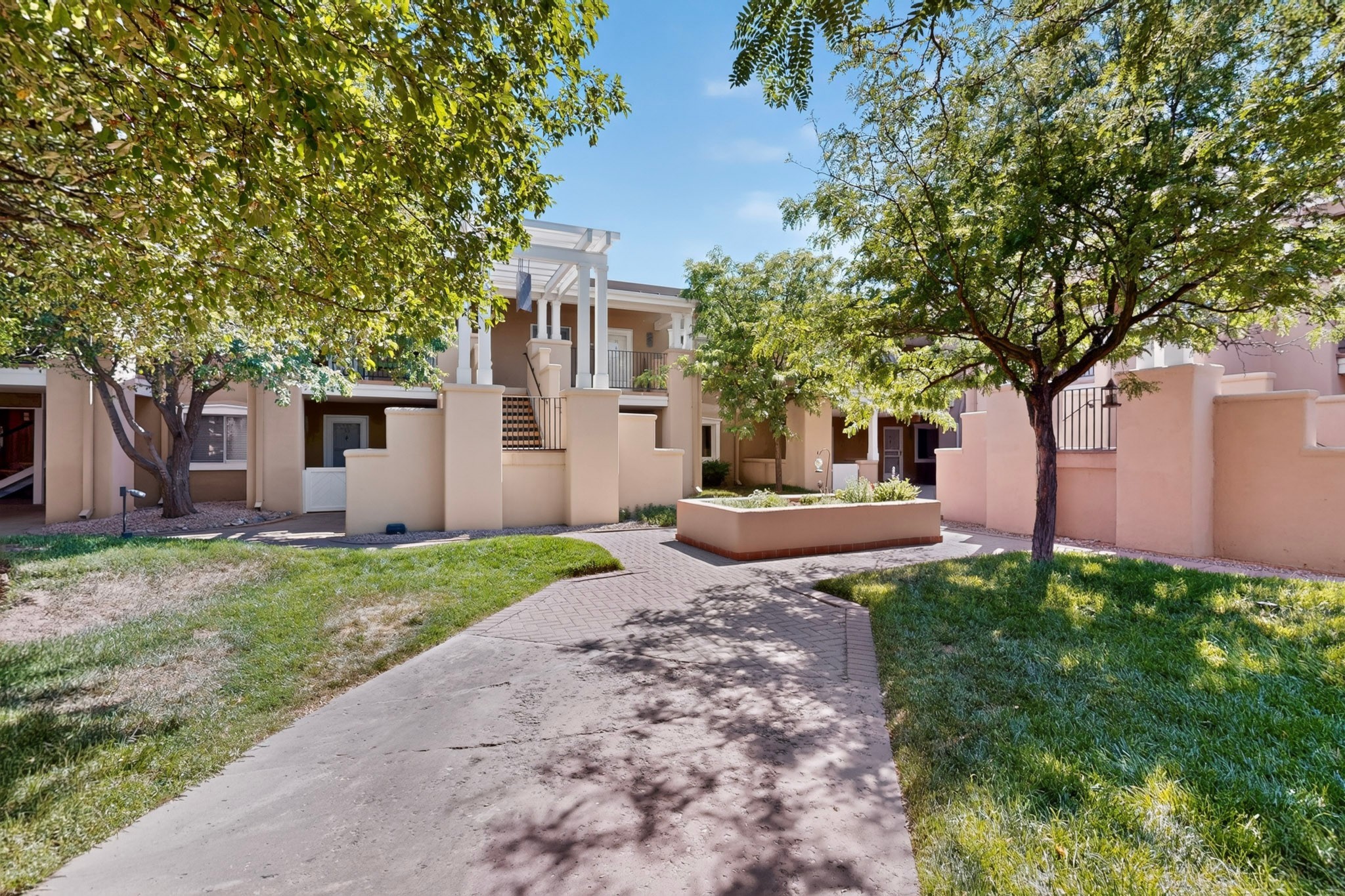 663 Bishops Lodge Road, Unit 38 Santa Fe, NM 87501 - Photo 2 of 36