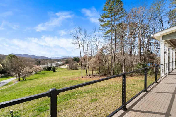 $959,900 | 193 Mountain Harbour Drive, Hayesville, NC 28904