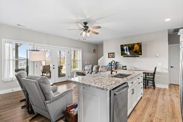 $959,900 | 193 Mountain Harbour Drive, Hayesville, NC 28904