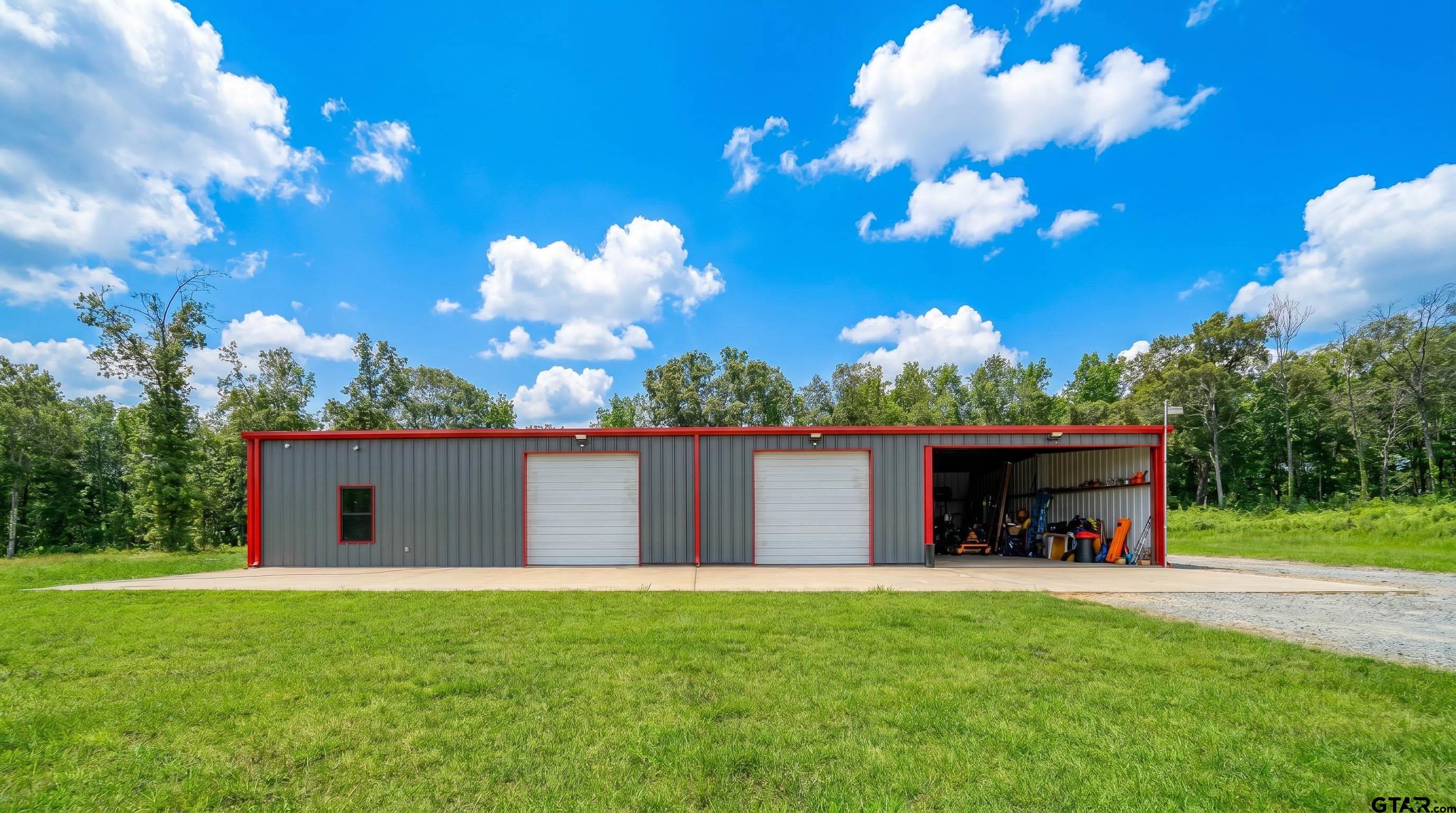 121 Oak Hl Road Kilgore, TX 75662 - Photo 1 of 27 Gallery Image 1