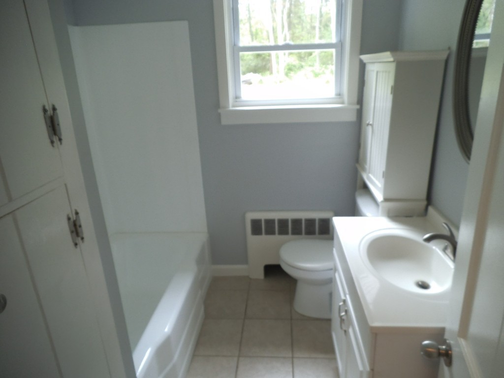 20 Howland Road Freetown, MA 02702 - Photo 12 of 21