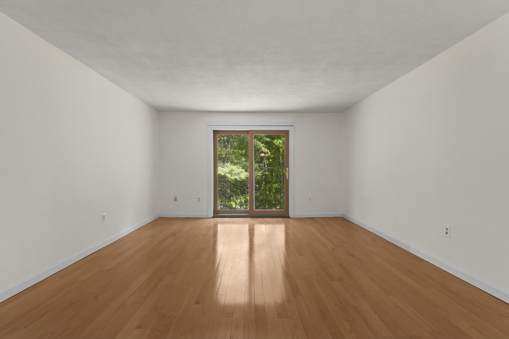 7 Shadowbrook Lane, Unit 34 Milford, MA 01757 - Photo 2 of 19