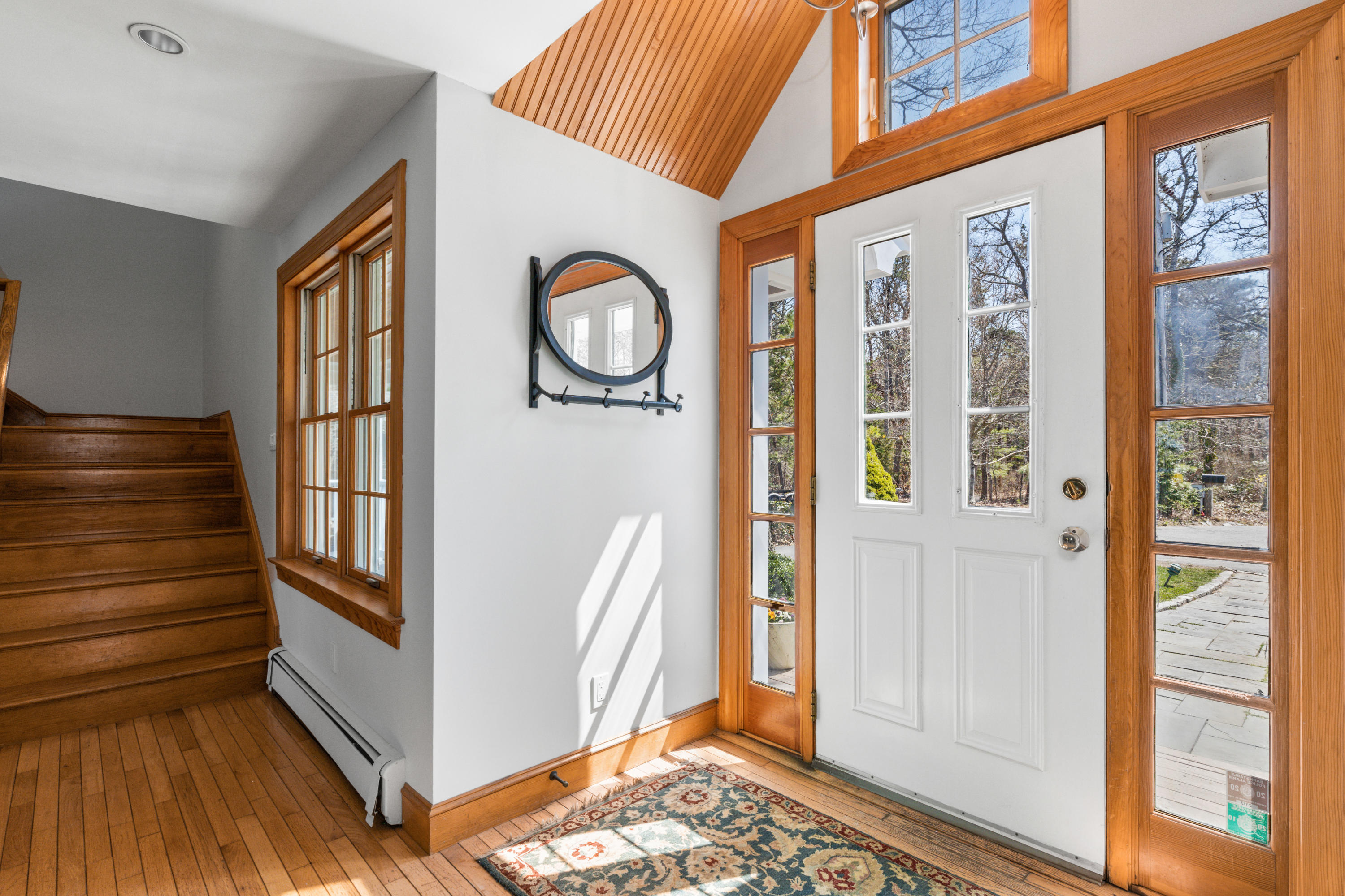 192 Great Marsh Road Centerville, MA 02632 - Photo 4 of 37 192GreLR-4
