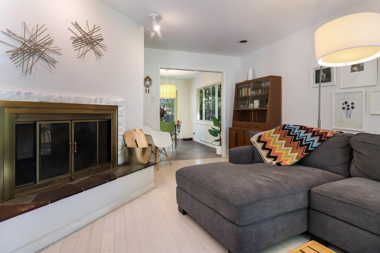 1219 Anderson Road Traverse City, MI 49686 - Photo 15 of 60 1905544-14.JPG