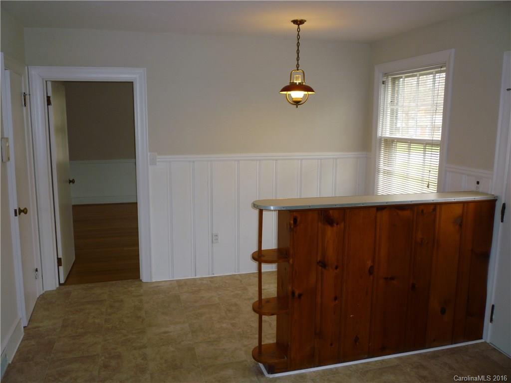 5310 Manning Road Charlotte, NC 28269 - Photo 5 of 11 Gallery Image 5