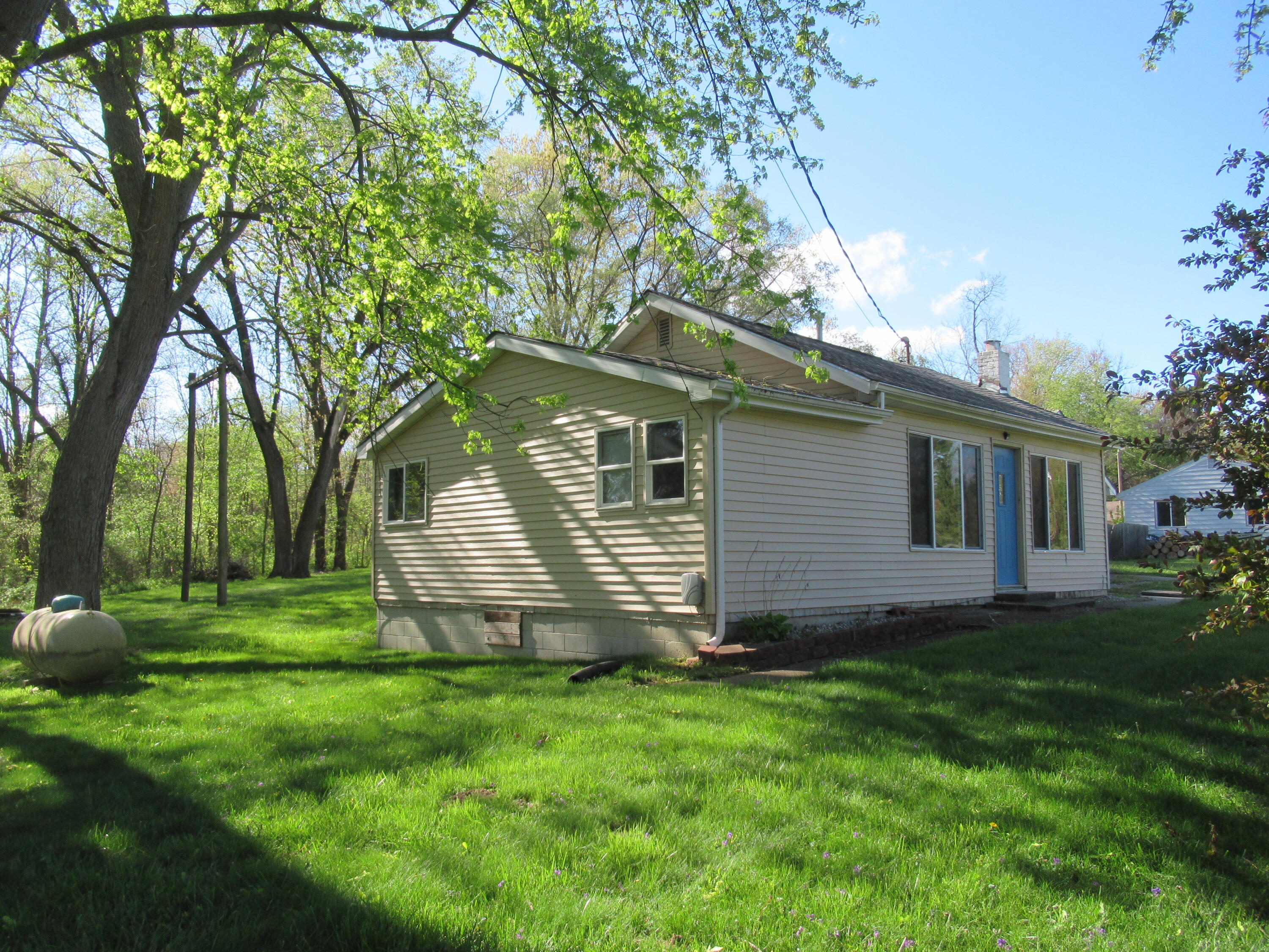 56950 Point Road Cassopolis, MI 49031 - Photo 16 of 19 IMG_0064