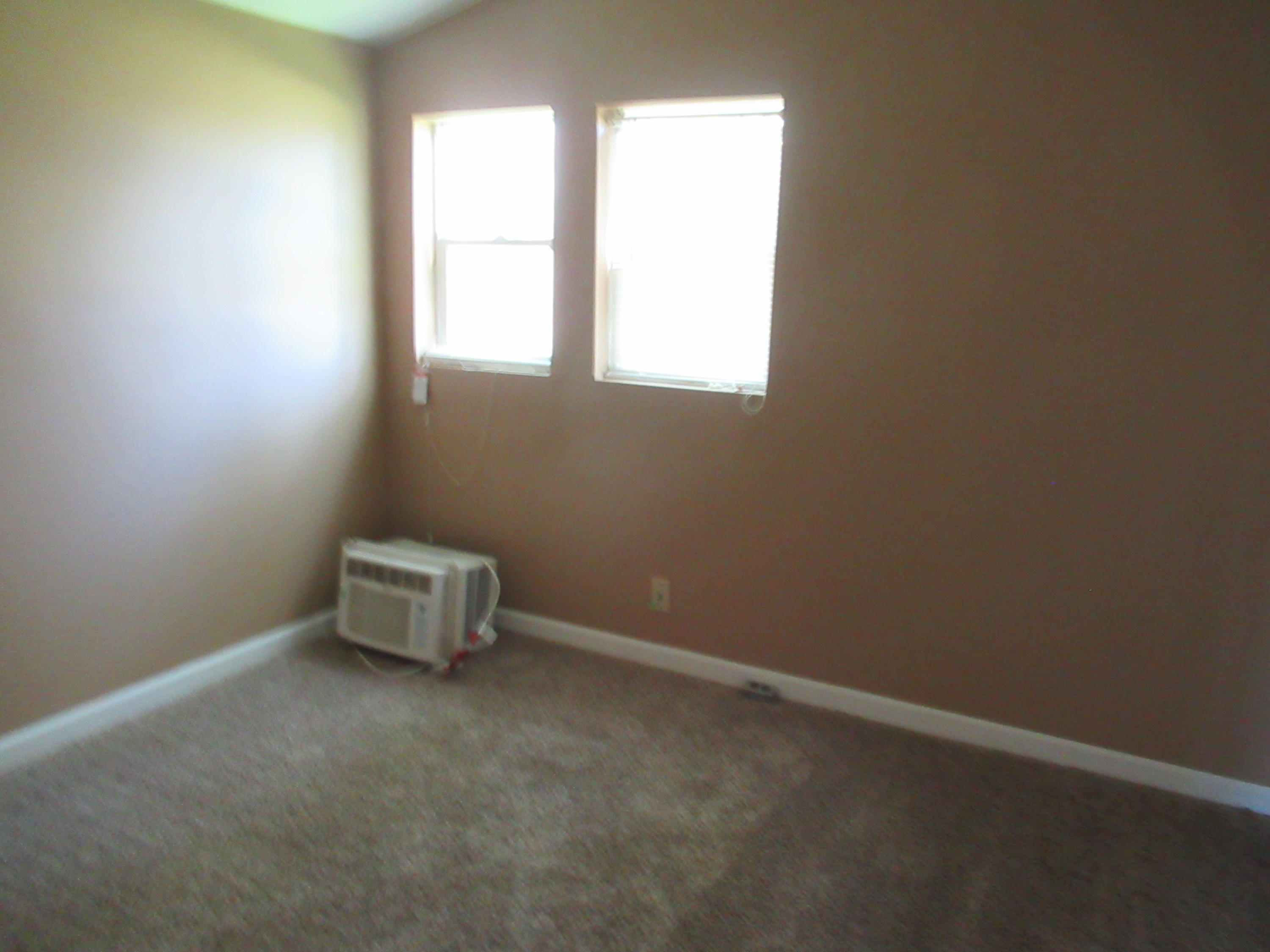 56950 Point Road Cassopolis, MI 49031 - Photo 10 of 19 IMG_0053