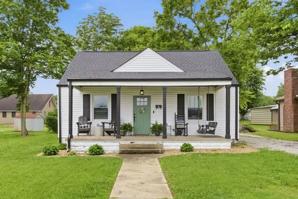 $249,000 | 505 1st Avenue, Mount Pleasant, TN 38474