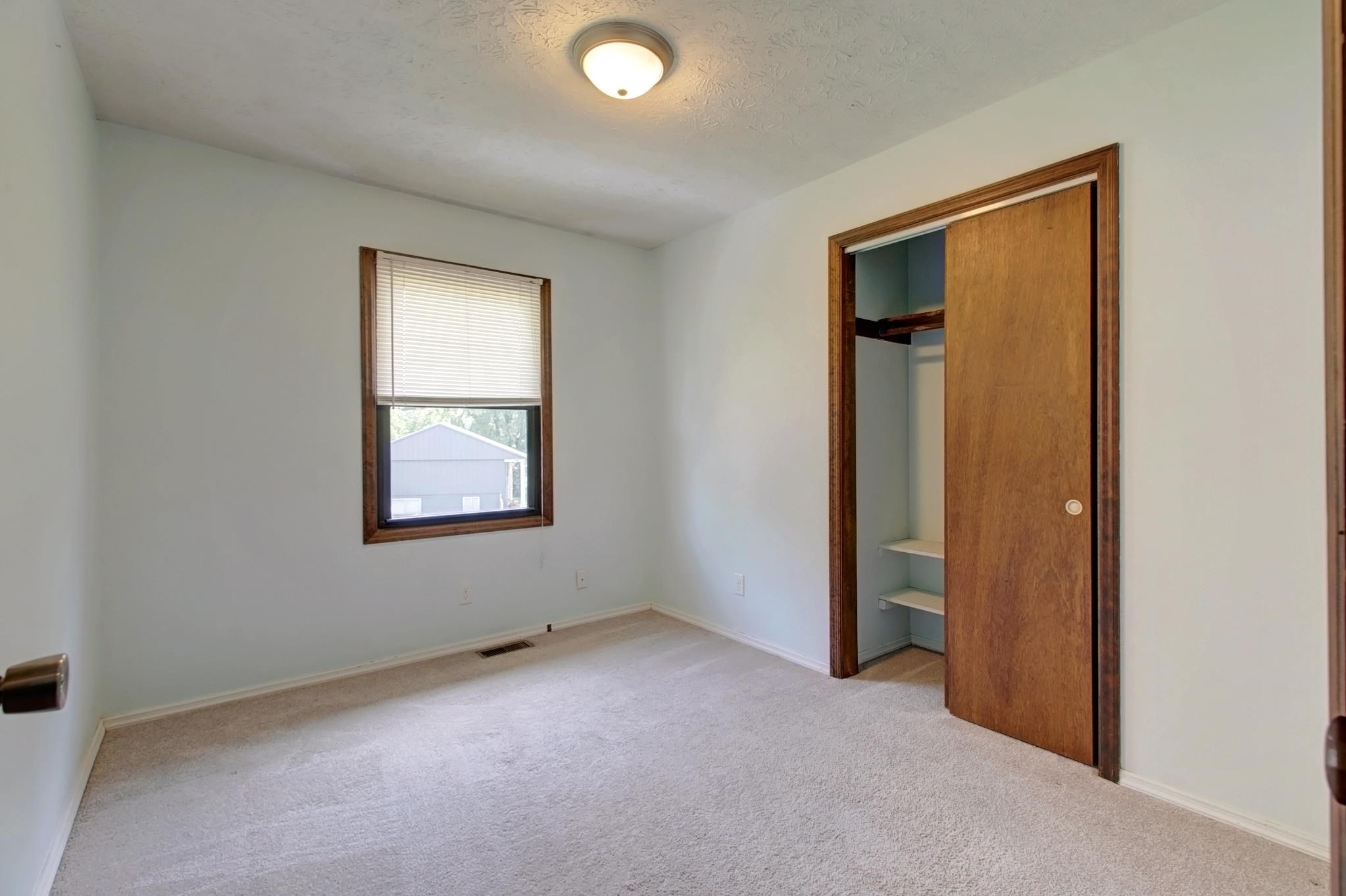 3405 North Stoneycrest Road Bloomington, IN 47404 - Photo 13 of 36 Gallery Image 13