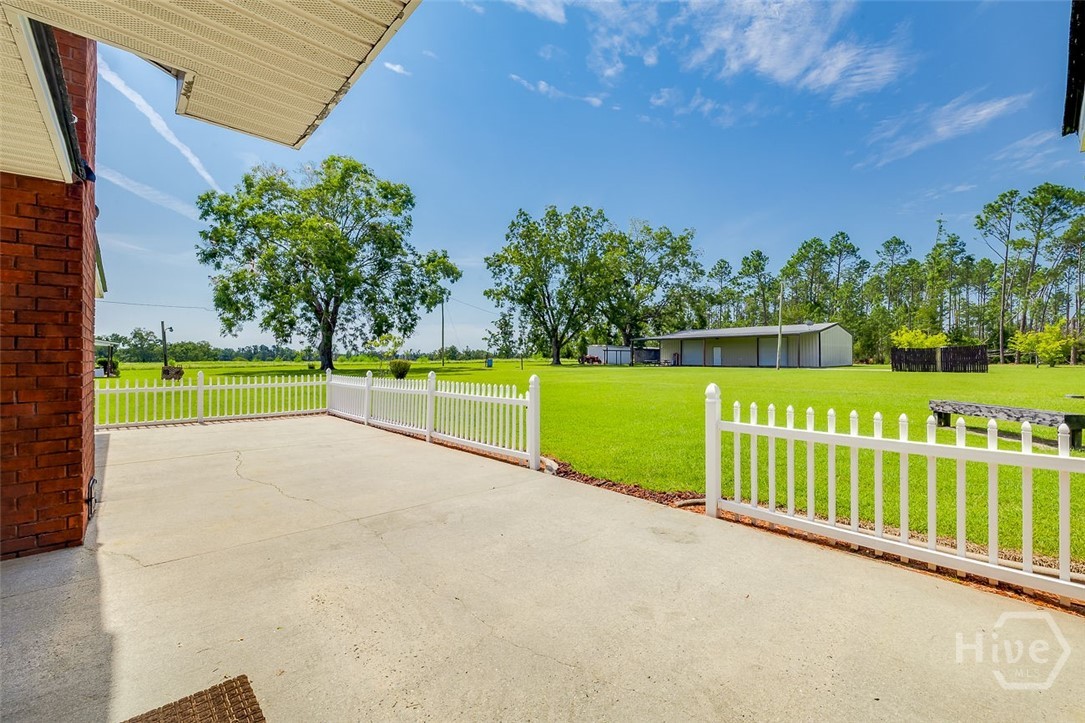 4822 Highway 15 Vidalia, GA 30474 - Photo 30 of 45 BACK PATIO