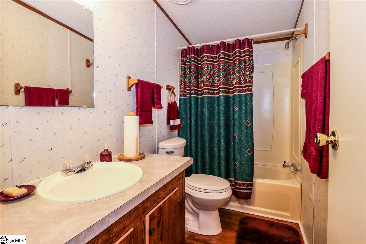 45 Duncan Creek Road Greenville, SC 29609 - Photo 18 of 36 Gallery Image 18
