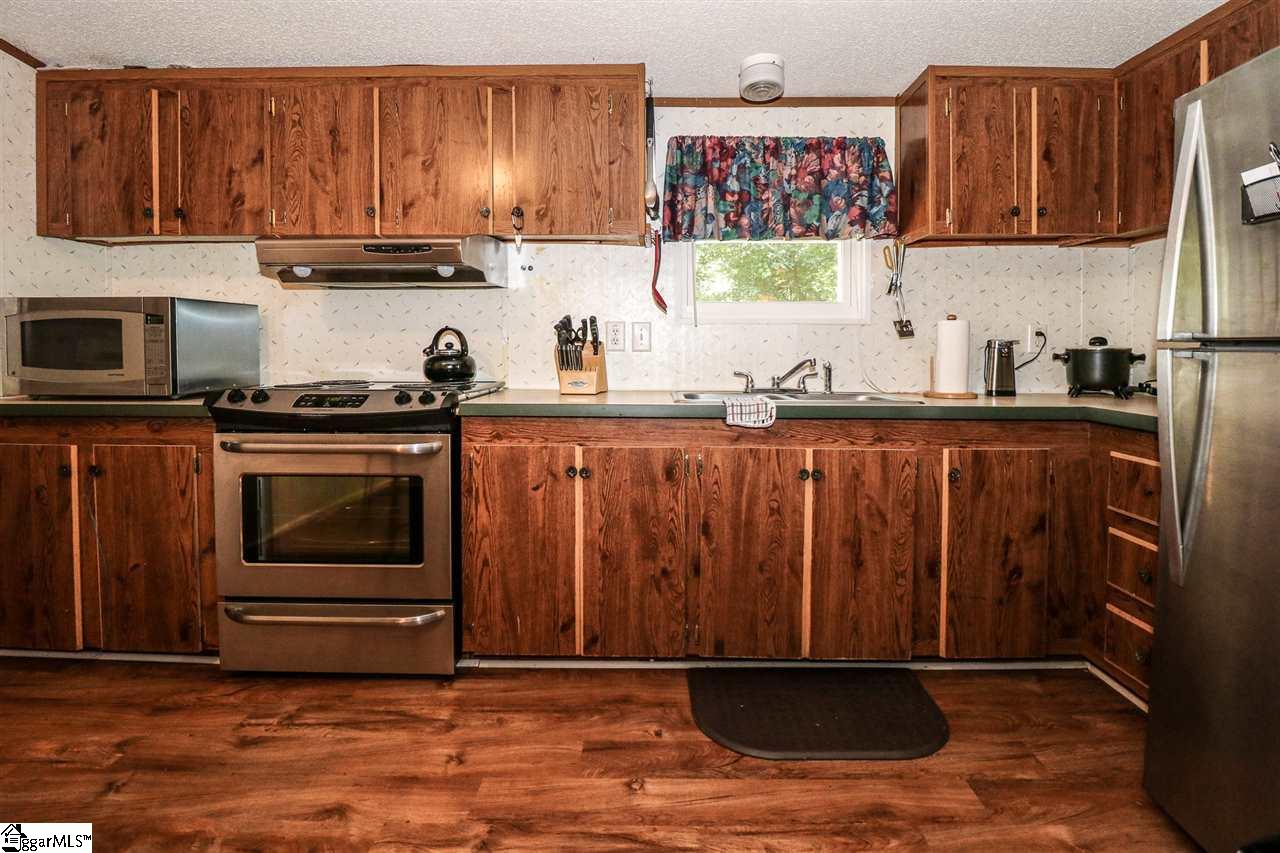 45 Duncan Creek Road Greenville, SC 29609 - Photo 6 of 36 Gallery Image 6