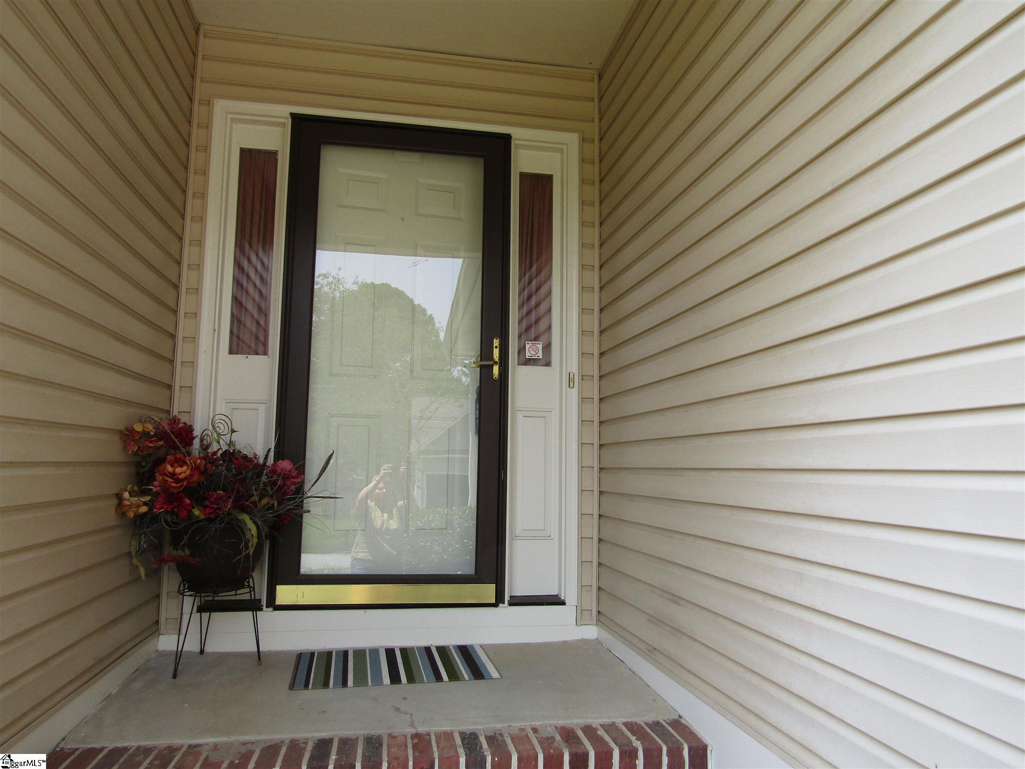 19 Fitzpatrick Court Fountain Inn, SC 29644 - Photo 4 of 26 Gallery Image 4