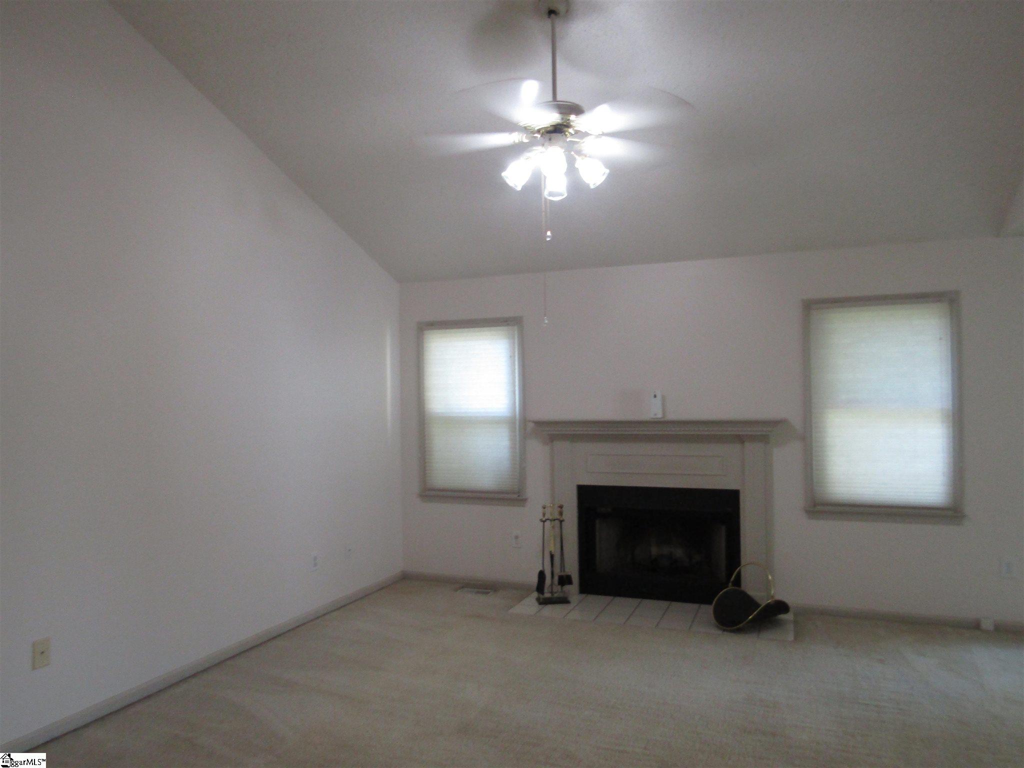 19 Fitzpatrick Court Fountain Inn, SC 29644 - Photo 5 of 26 Gallery Image 5