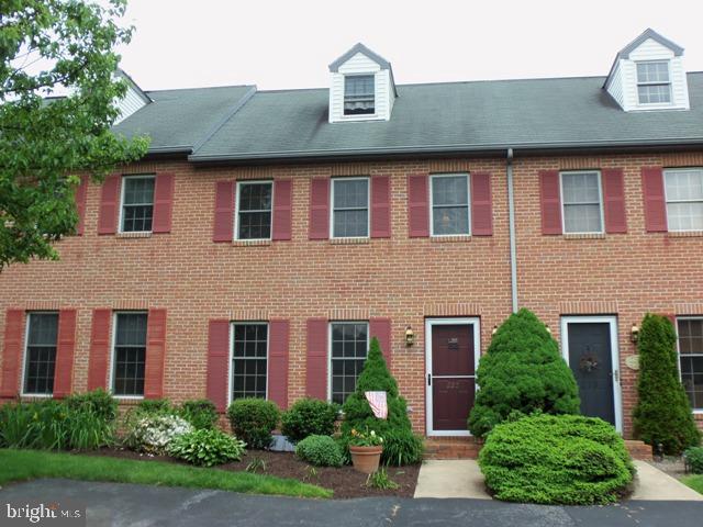 223 Springville Road Mount Joy, PA 17552 - Photo 1 of 18 Gallery Image 1