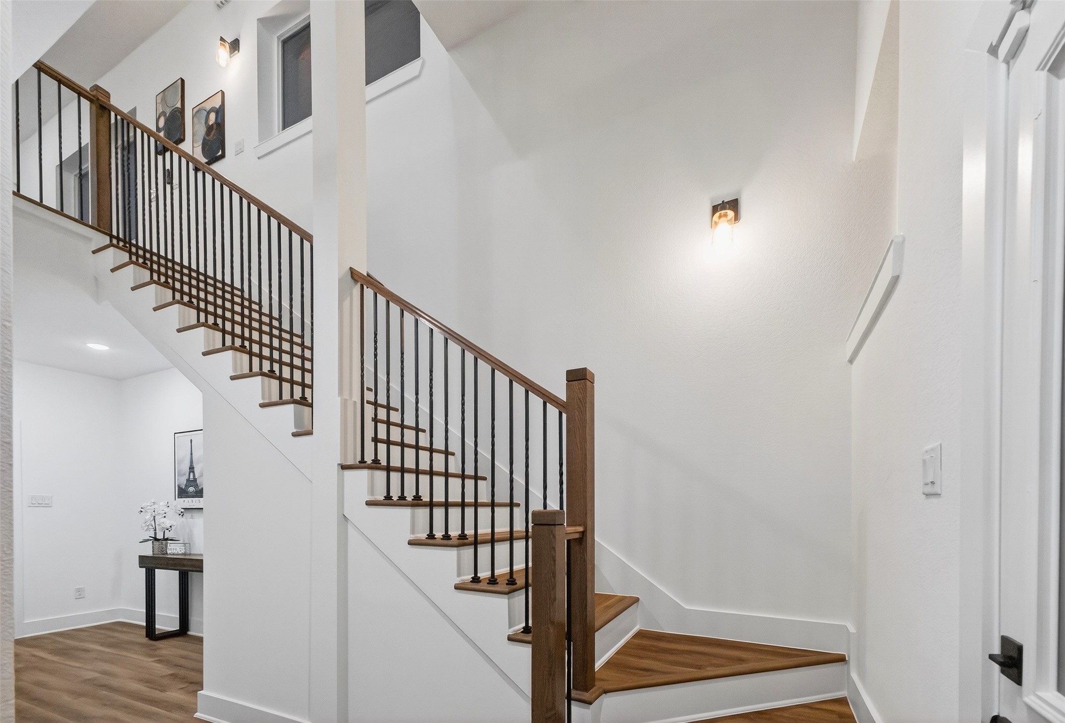 3003 A Delano Street Houston, TX 77004 - Photo 11 of 49 a view of entryway with wooden floor