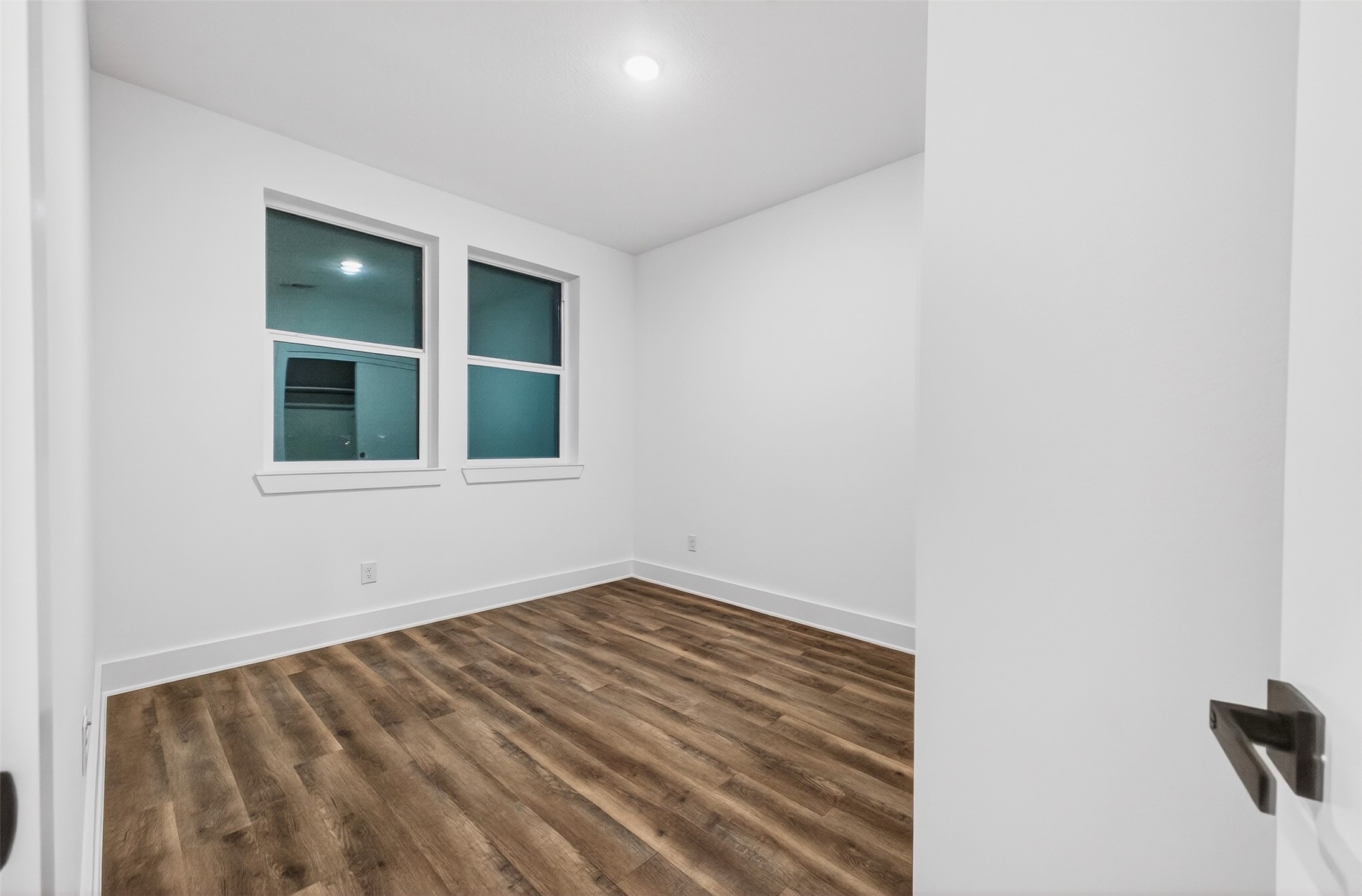 3003 A Delano Street Houston, TX 77004 - Photo 37 of 49 a view of an empty room with a window