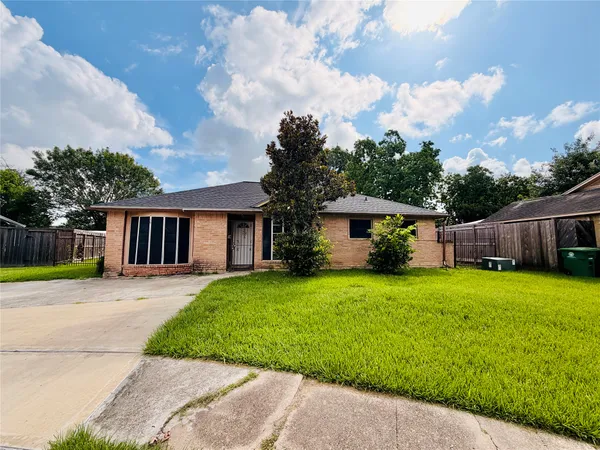 $1,750 | 12211 Wessex Drive, Houston, TX 77089