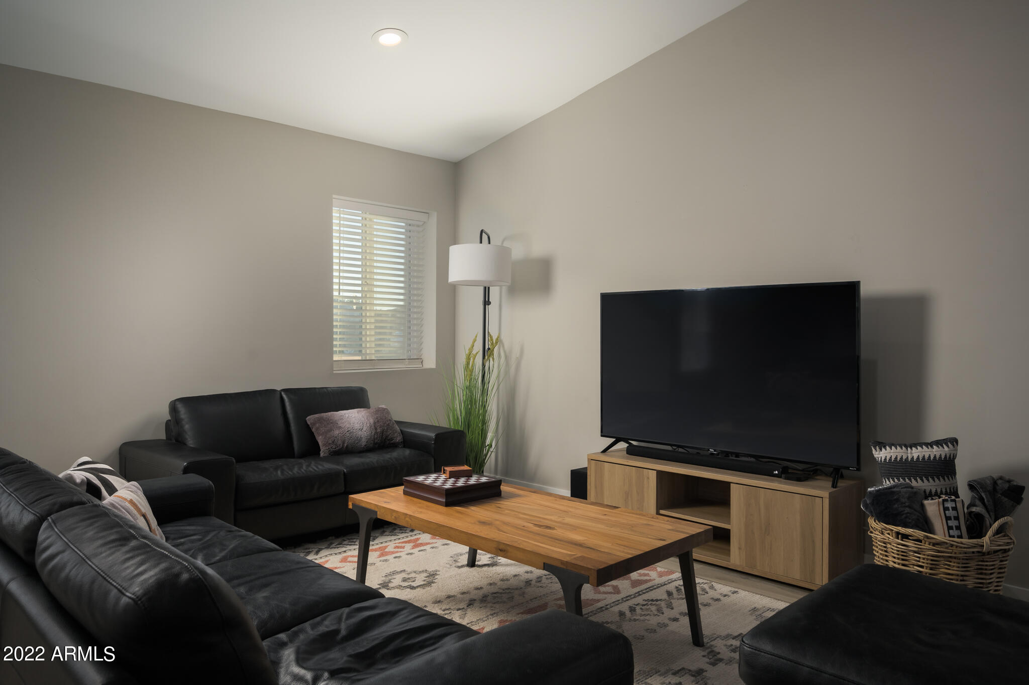 1722 East Granada Road Phoenix, AZ 85006 - Photo 3 of 26 _DSC5002-Edit