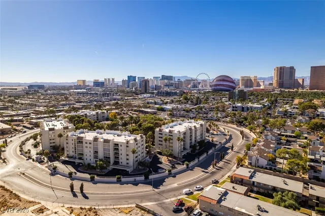 $179,888 | 730 South Royal Crest Circle, Unit 426, Las Vegas, NV 89169