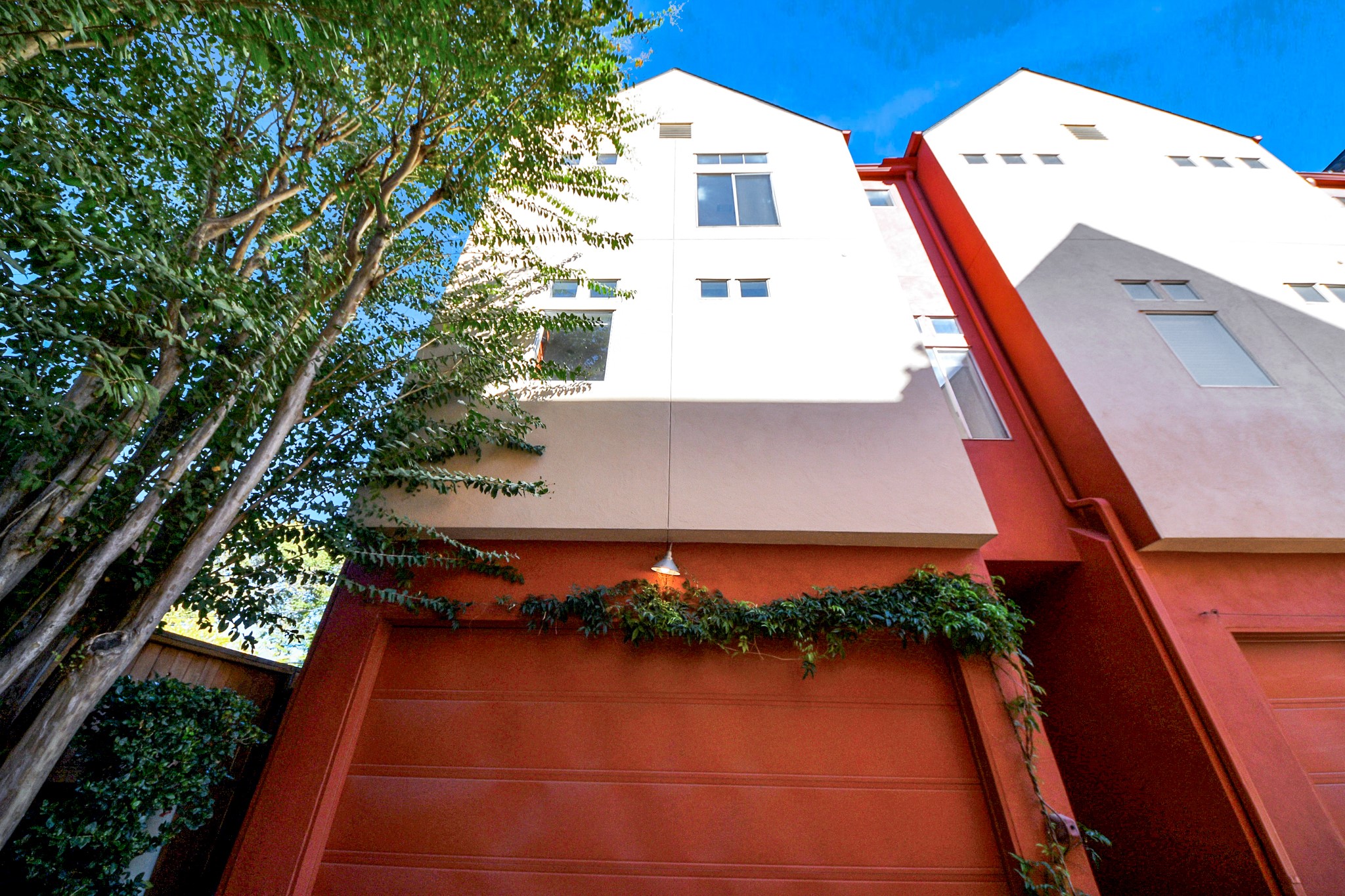 2436 Bissonnet Street, Unit 8 Houston, TX 77005 - Photo 6 of 42 a view of an outdoor space