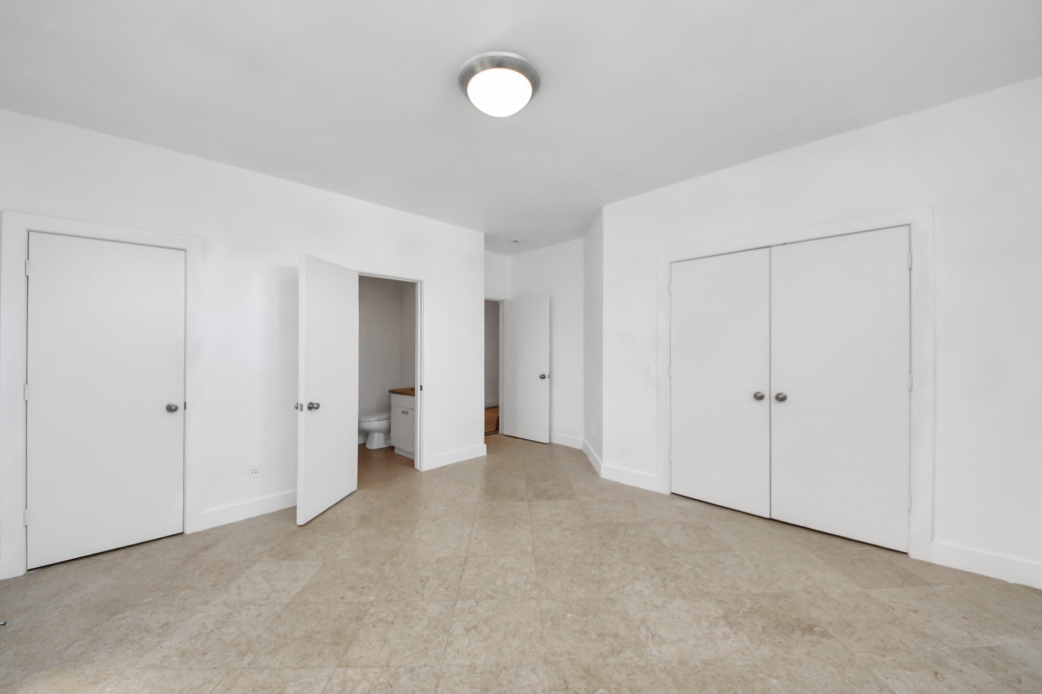 2436 Bissonnet Street, Unit 8 Houston, TX 77005 - Photo 10 of 42 a view of room