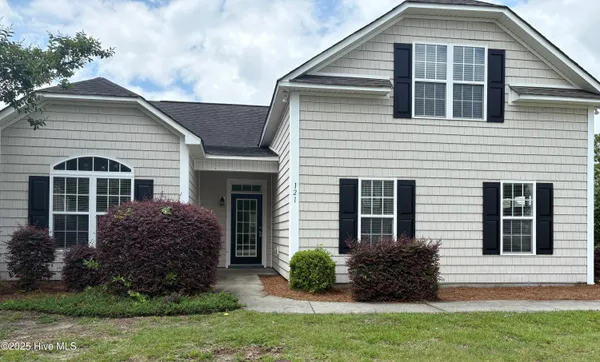 $2,500 | 121 Mulberry Circle, Hampstead, NC 28443