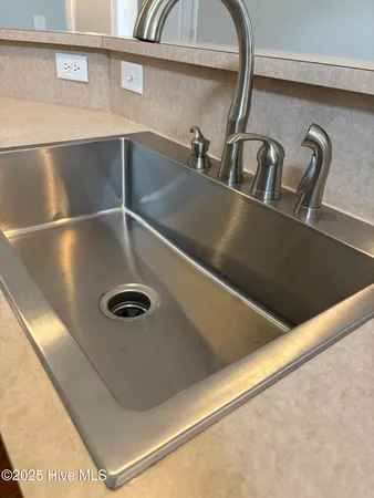 $2,500 | 121 Mulberry Circle, Hampstead, NC 28443