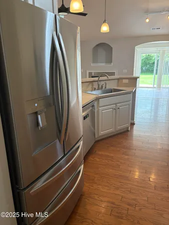 $2,500 | 121 Mulberry Circle, Hampstead, NC 28443