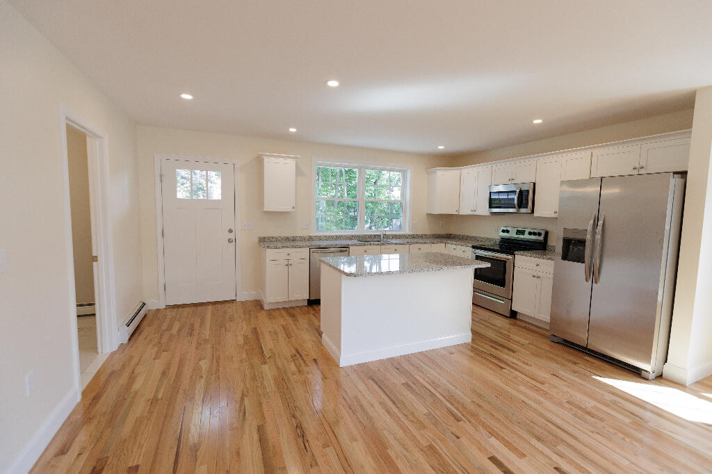 110 3rd Street, Unit 110 Bangor, ME 04401 - Photo 8 of 95 07