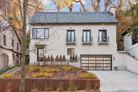 $995,000 | 747 Kenwood Parkway, Minneapolis, MN 55403