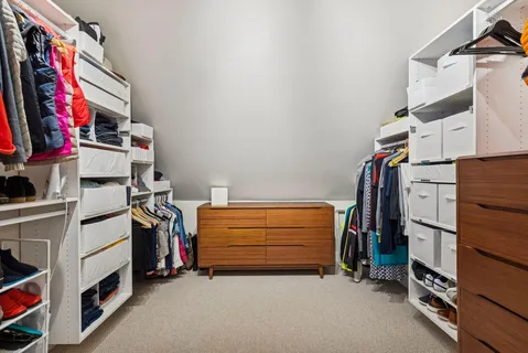 $995,000 | 747 Kenwood Parkway, Minneapolis, MN 55403