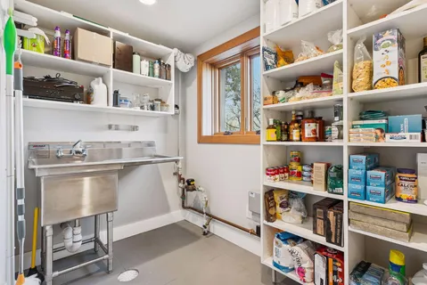 $995,000 | 747 Kenwood Parkway, Minneapolis, MN 55403