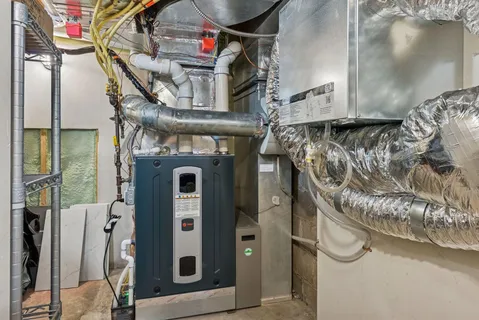 $995,000 | 747 Kenwood Parkway, Minneapolis, MN 55403