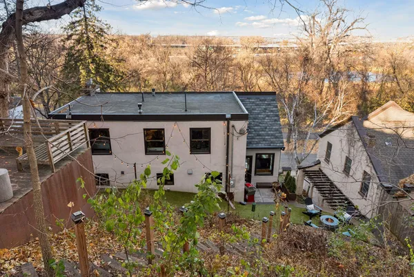 $995,000 | 747 Kenwood Parkway, Minneapolis, MN 55403