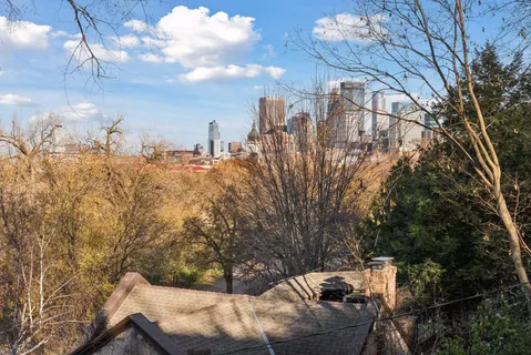 $995,000 | 747 Kenwood Parkway, Minneapolis, MN 55403