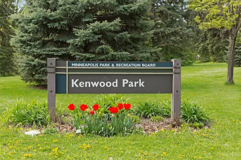 $995,000 | 747 Kenwood Parkway, Minneapolis, MN 55403