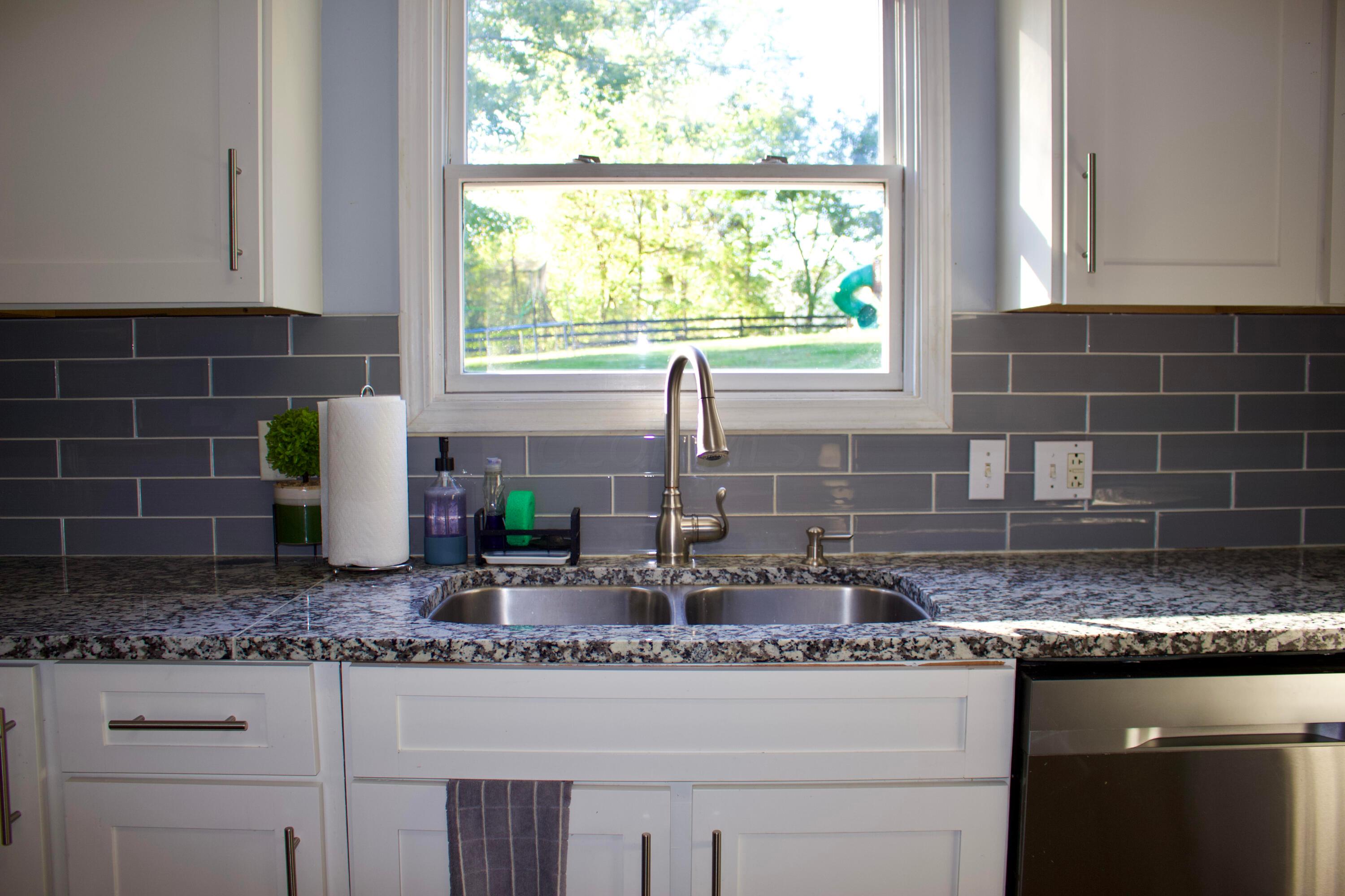 5332 Watkins Road Southwest Pataskala, OH 43062 - Photo 21 of 51 Kitchen